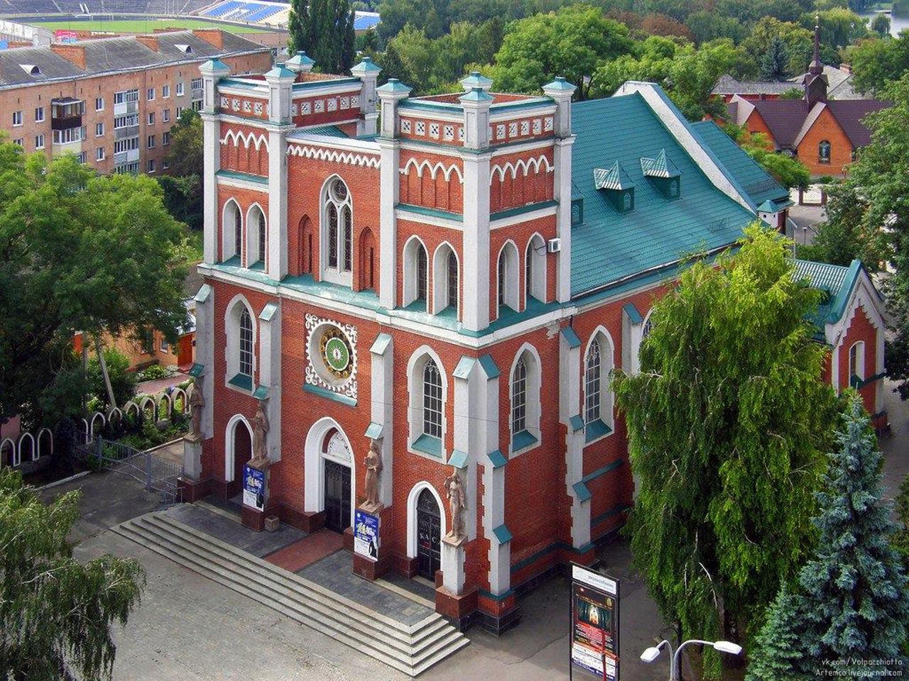 Костел святого Антонія, вигляд з висоти